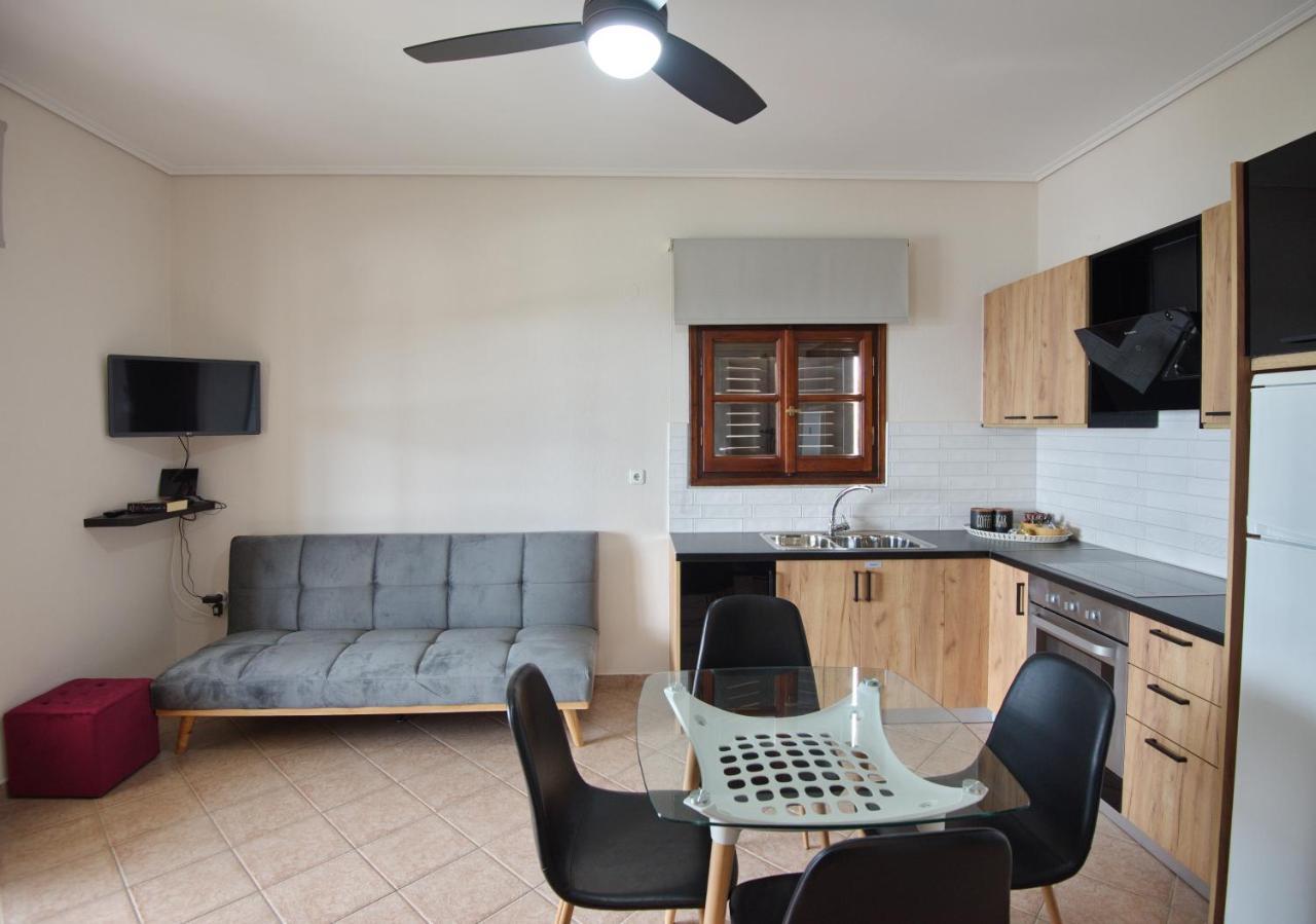 Elpida Apartment
