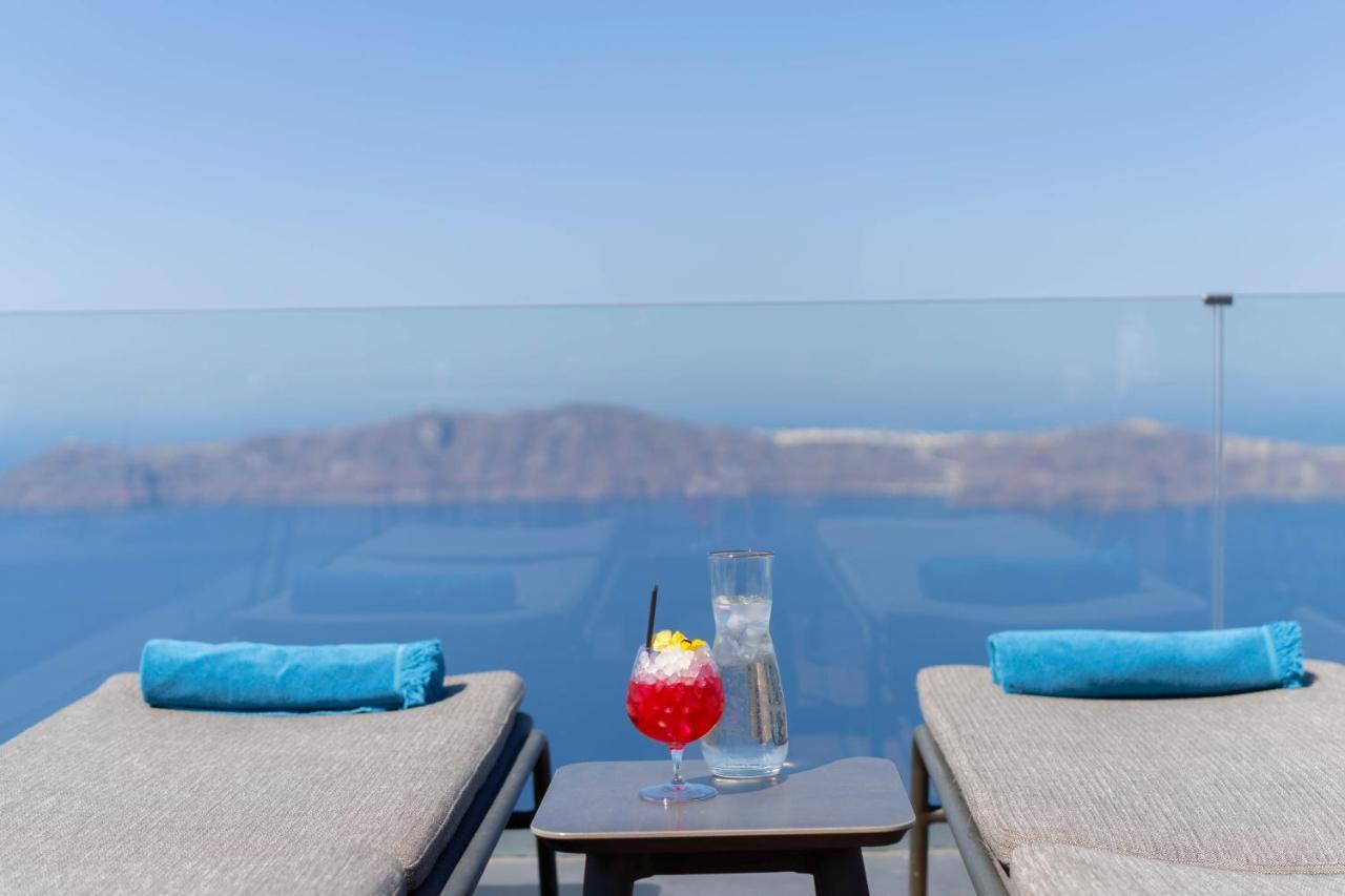Kivotos Santorini Hotel