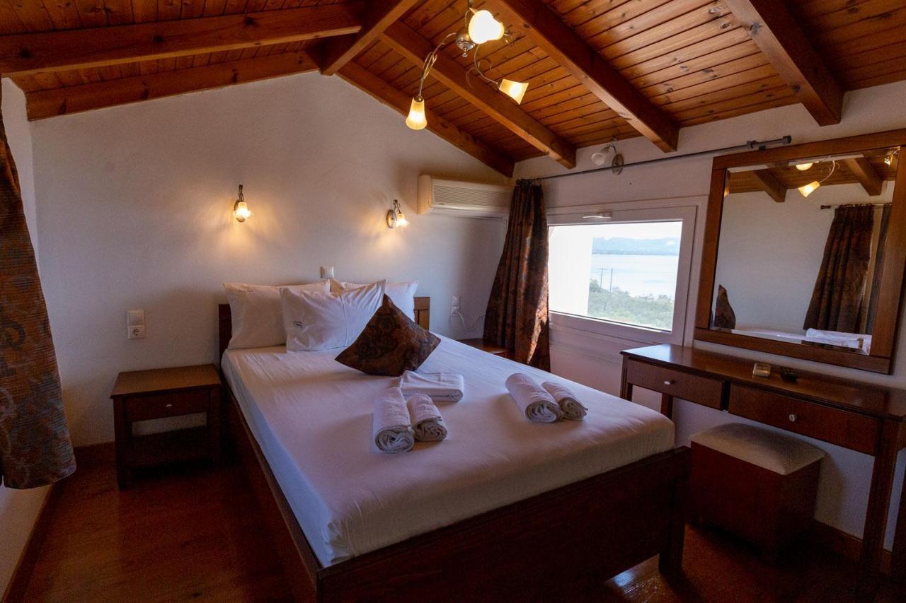 Voula Guest house 2*