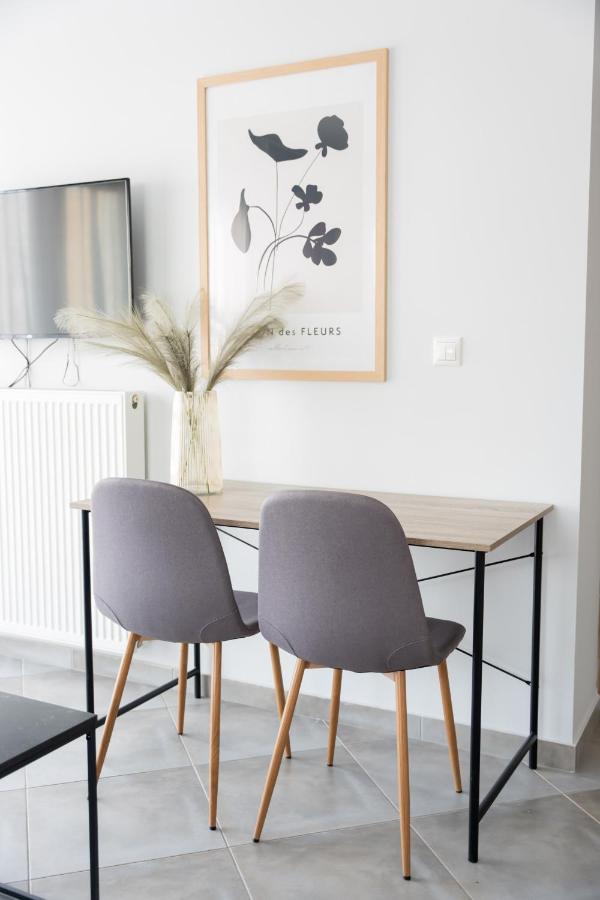 #t33 Chic 2br In The Centre Of Apartment *