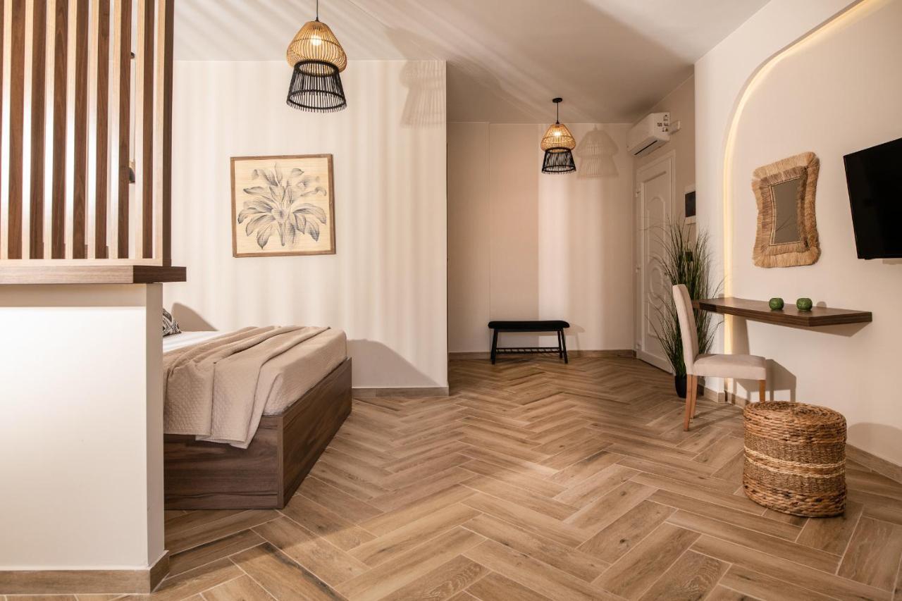 Aparthotel Aeolos Boutique & 4*
