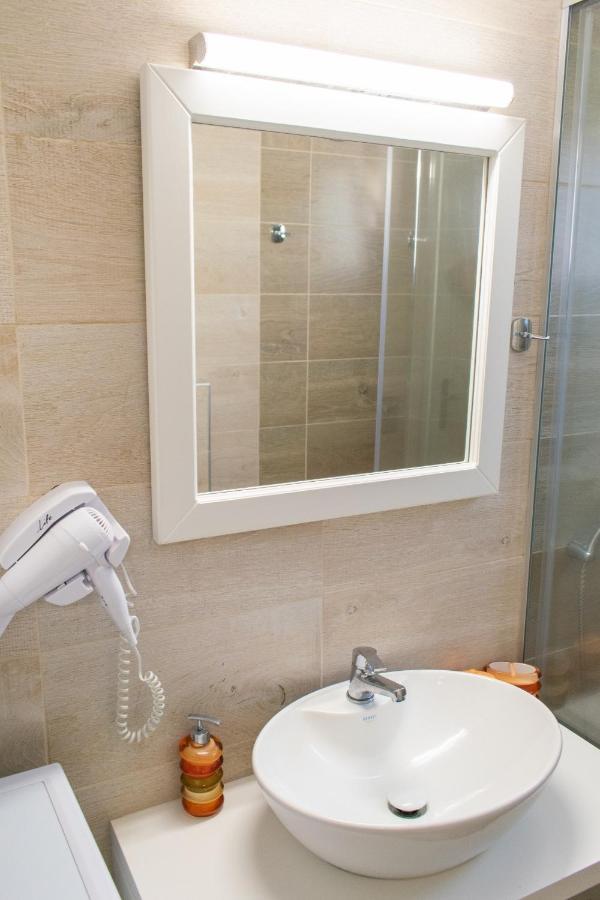 Apartment Akontio With Sea View