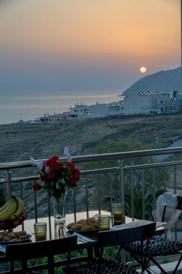 Apartment Akontio With Sea View