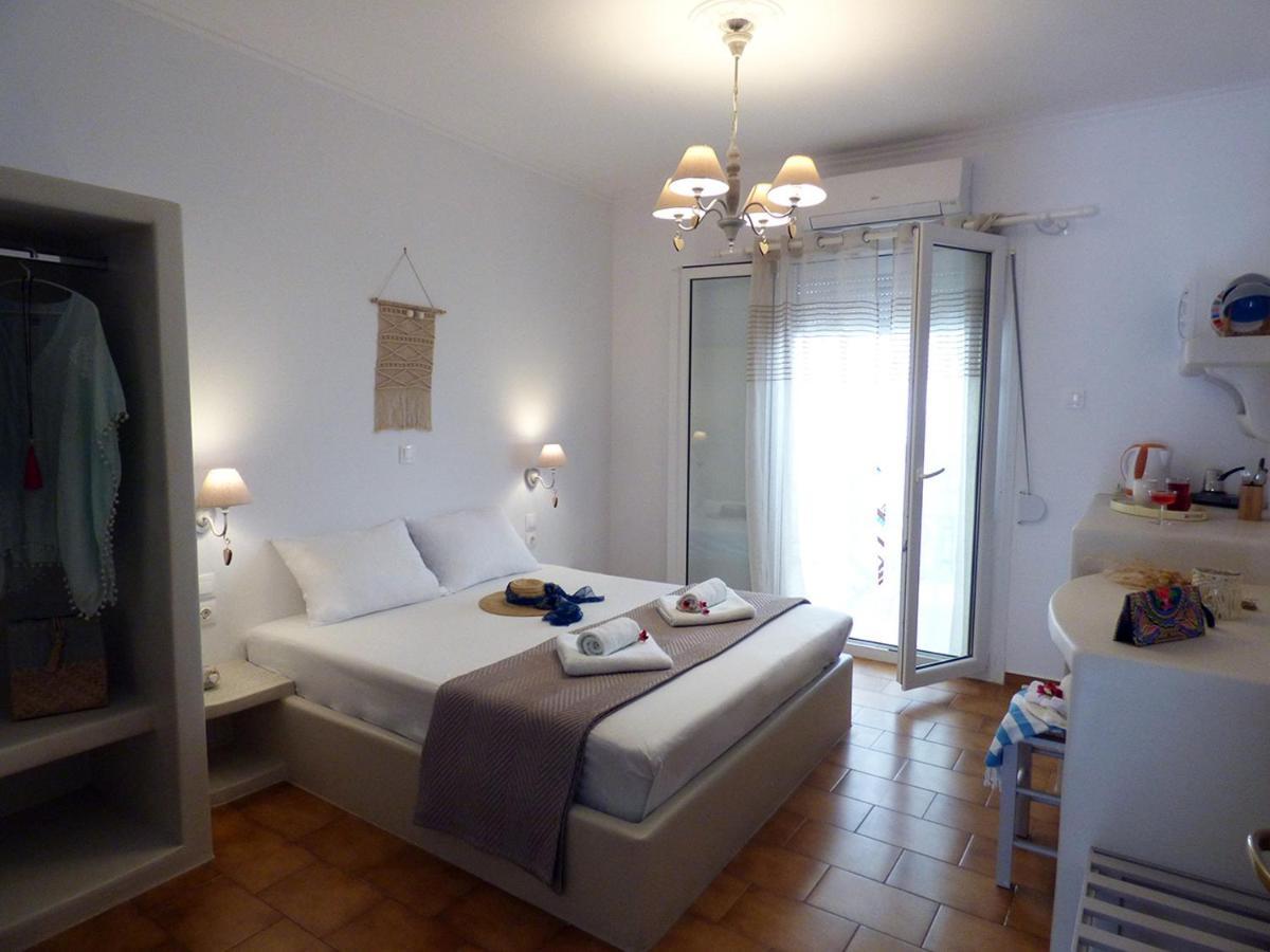 Tasoula Guest House Guest house Adamantas (Milos)