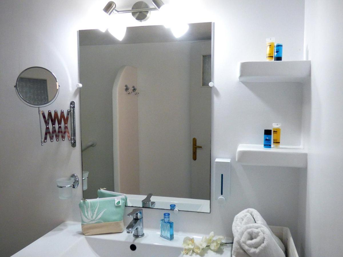 Tasoula Guest House Adamantas (Milos)