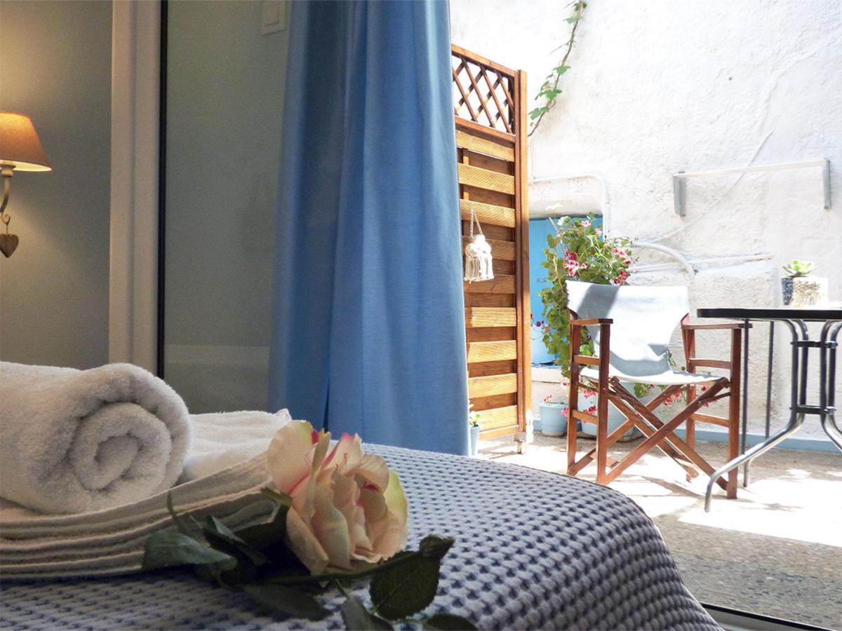 Tasoula Guest House 3*