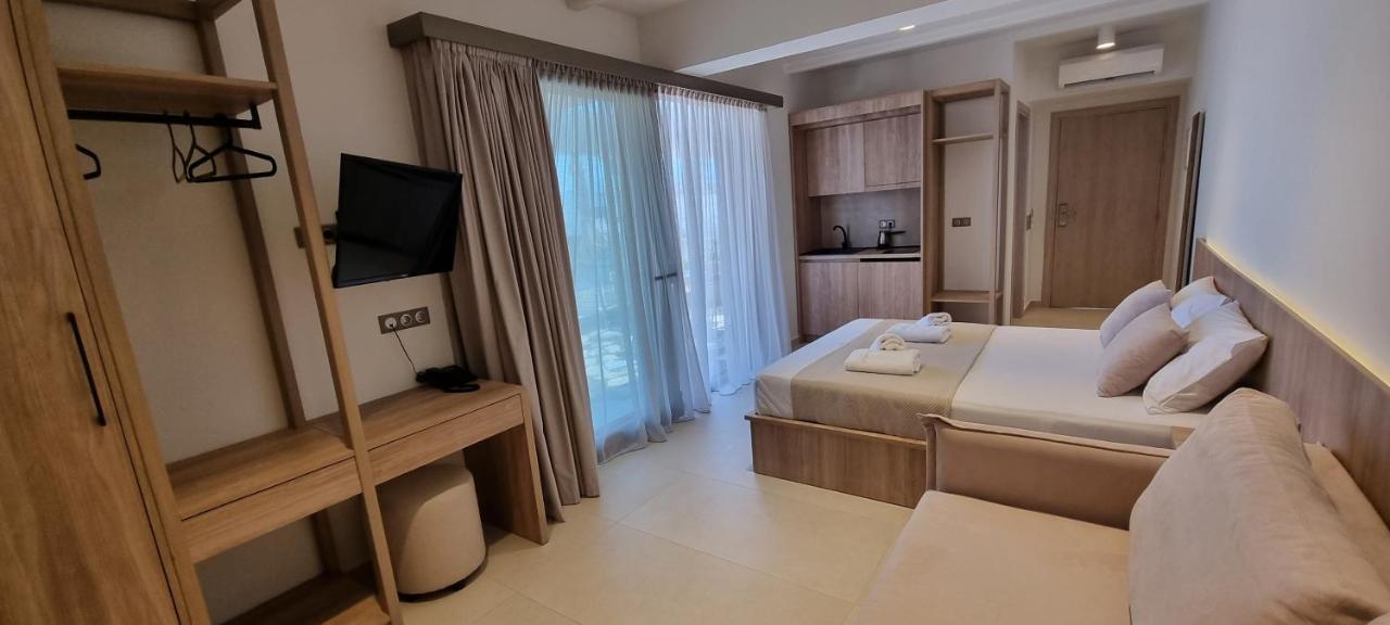Pantheon Sea View Aparthotel *
