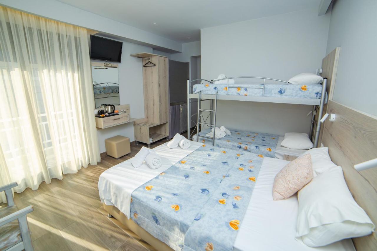 Zefyros Hotel