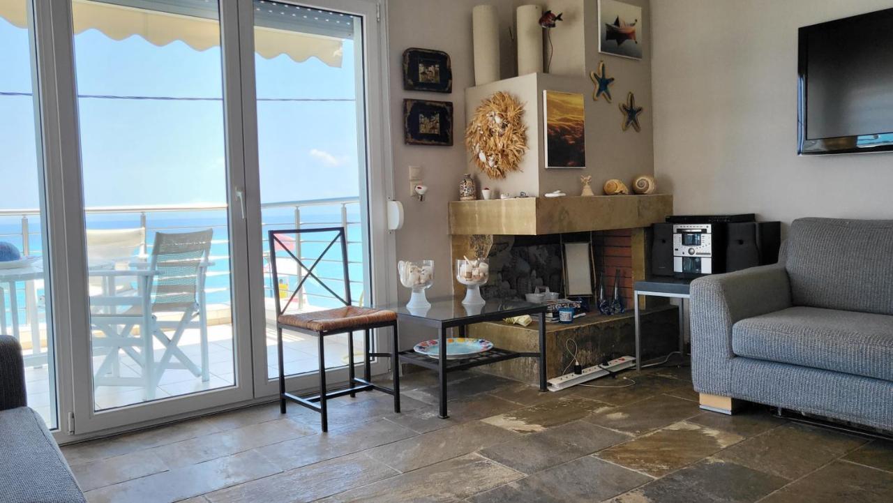 Apartment Evita Maisonette, Elegant Beachfront Apt,
