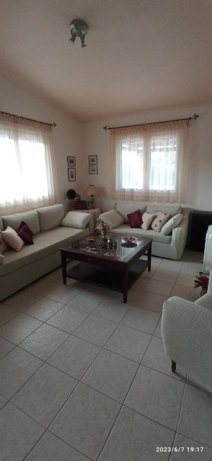 Holiday home Margaret 52 Kamena Vourla