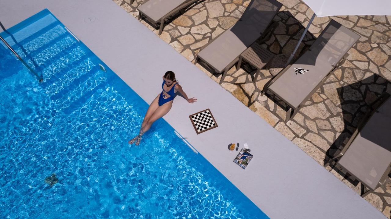 Hotel Chrisovalanto 3*