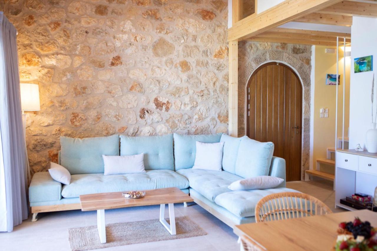 Villa Pnoes Lefkada Vasiliki (Lefkada)