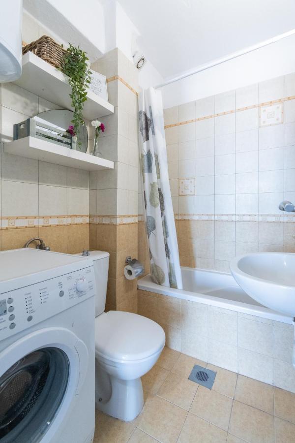 Apartment Anesis Seaview 2 *