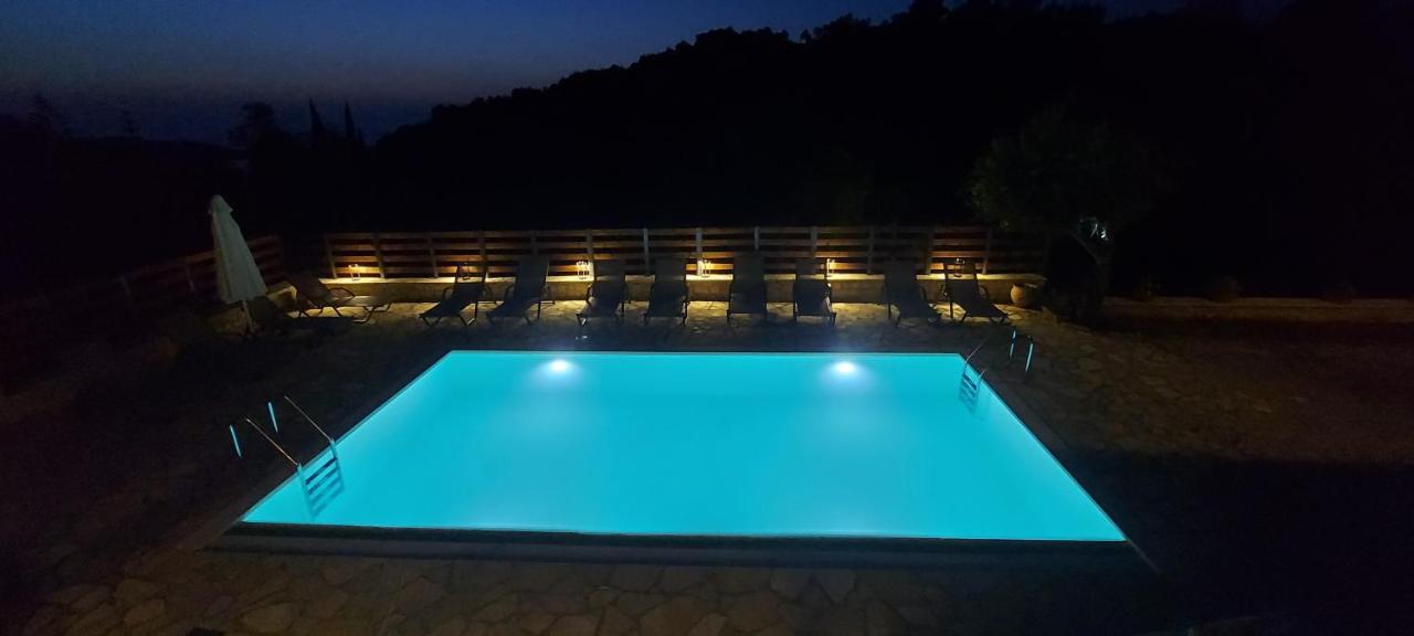 Kostas-ne Corfu With Heated Salt Swimming Pool