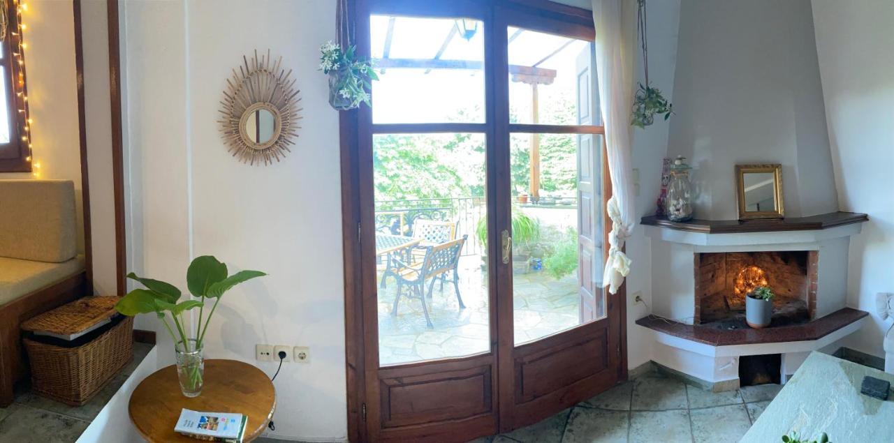 Guest house Artemisia House *
