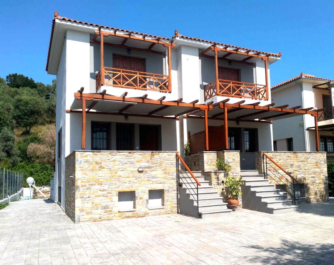Villa Bay *