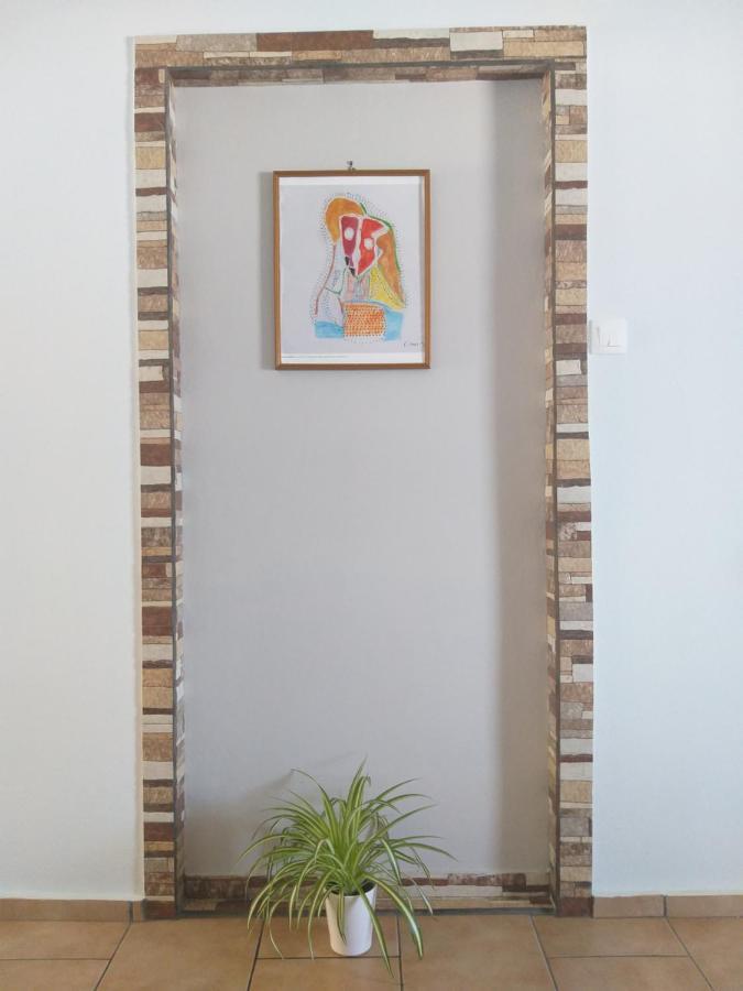 Apartment Meltemi *