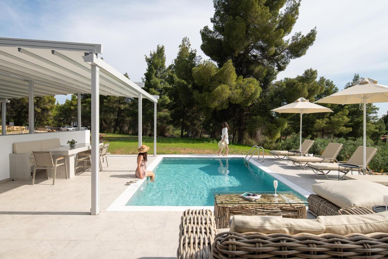 Botanic Pool Apartment Nikiti (Sithonia)