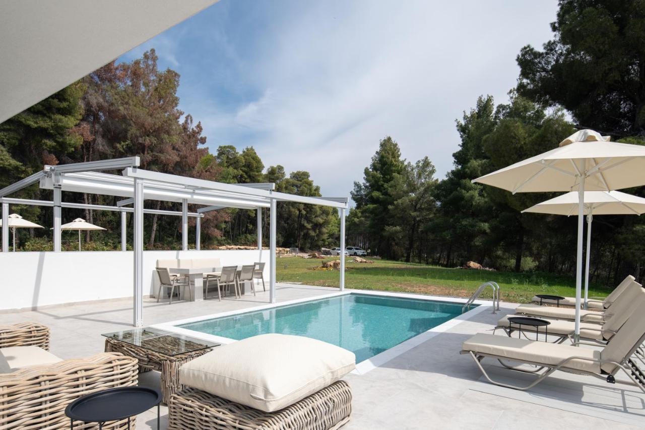 Botanic Pool Apartment Nikiti (Sithonia)