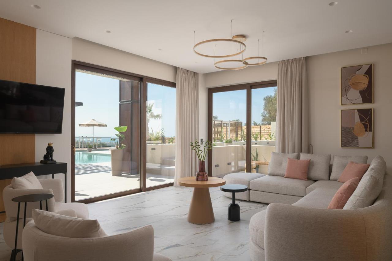 En Paraiso A Majestic Seaview Retreat By Thinkvilla *
