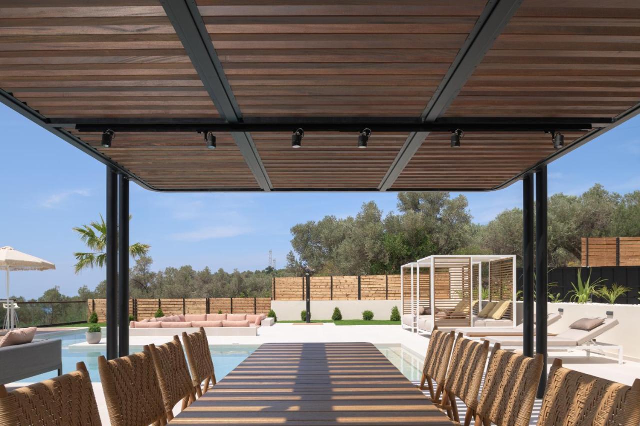 En Paraiso A Majestic Seaview Retreat By Thinkvilla * Giannoudi (Crete)
