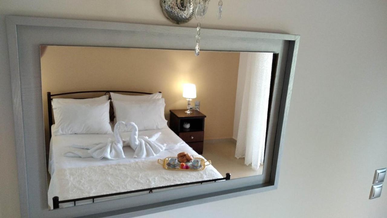 - Family Comfort With Large Garden, Jacuzzi Villa *