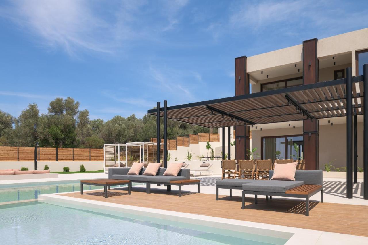 En Paraiso A Majestic Seaview Retreat By Thinkvilla Villa