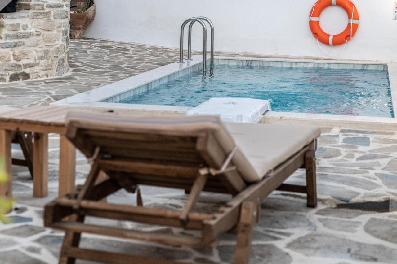 Holiday home Emmanouela