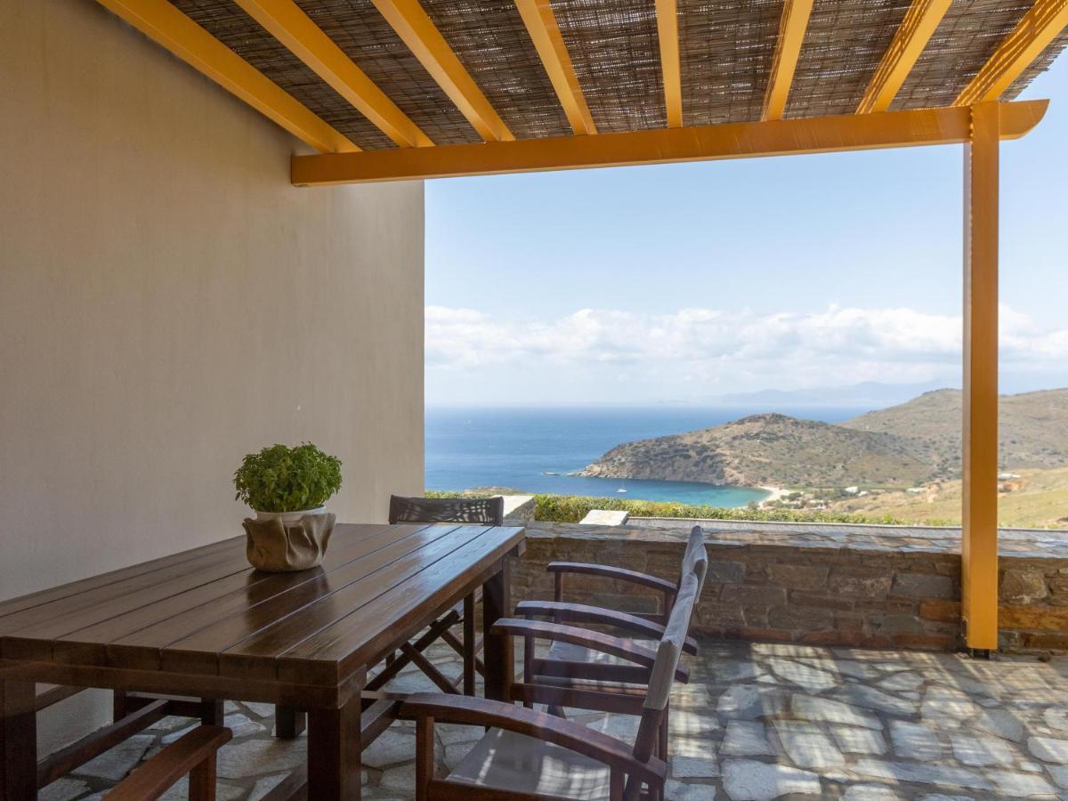 Bella Andros