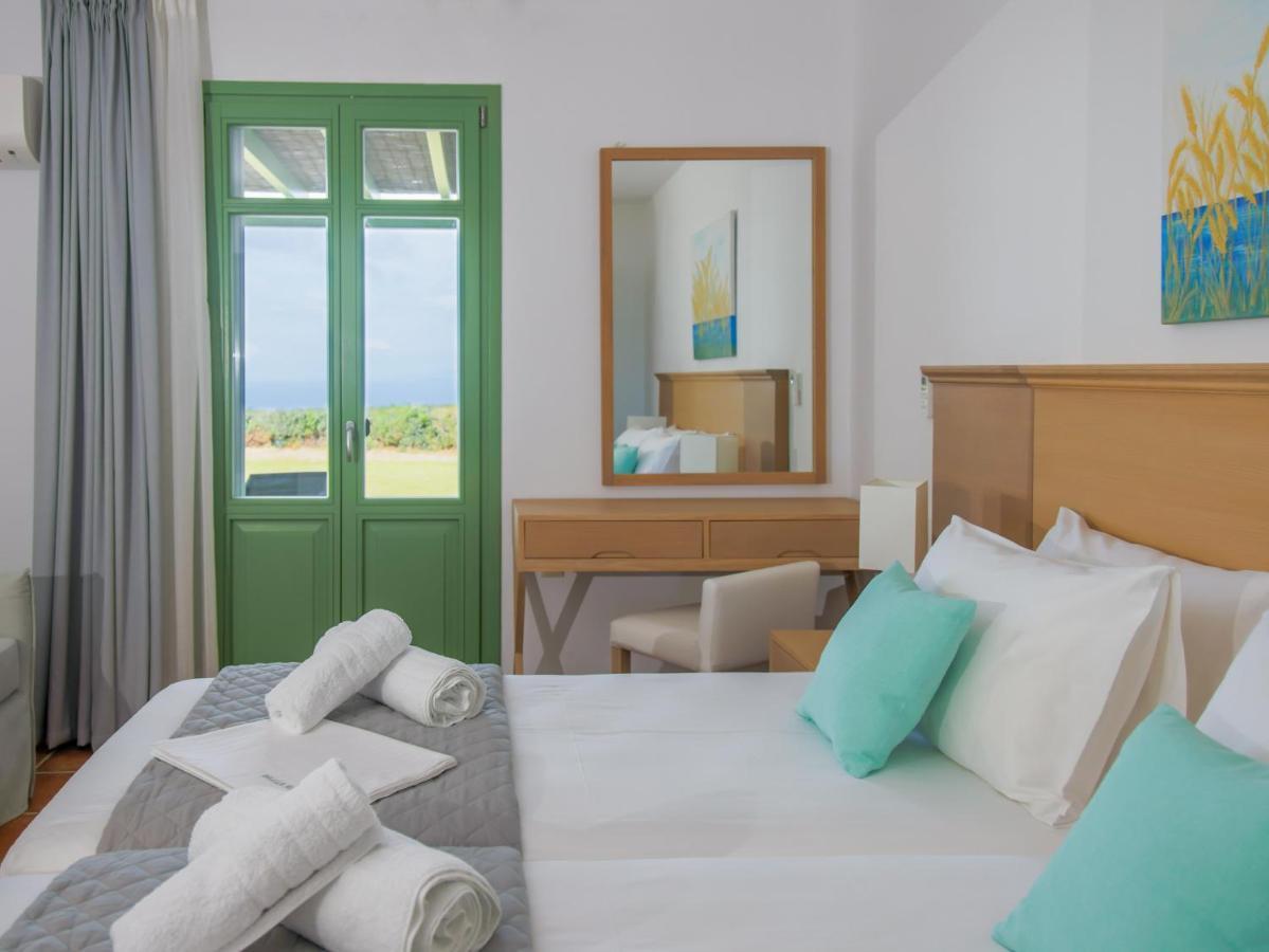 Bella Andros Kato Fellos