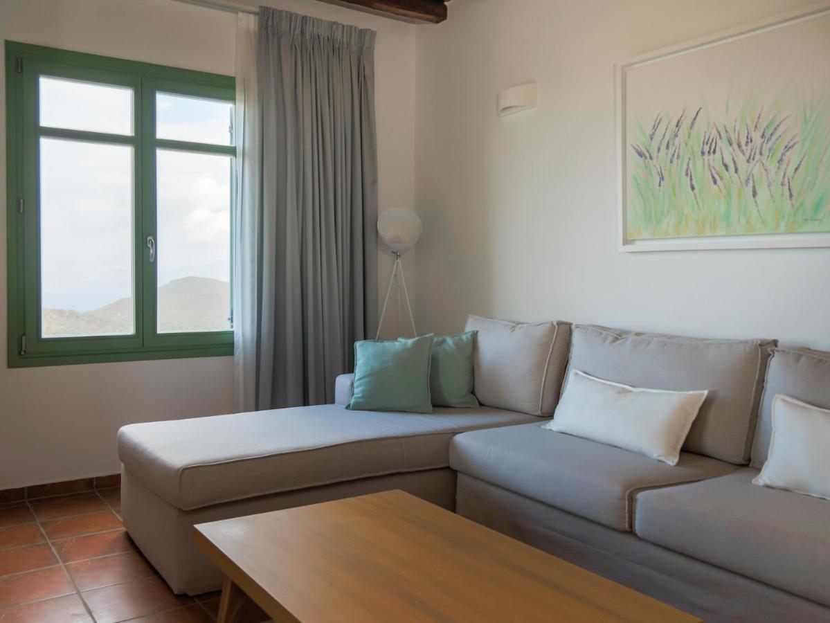 Bella Andros Villa *