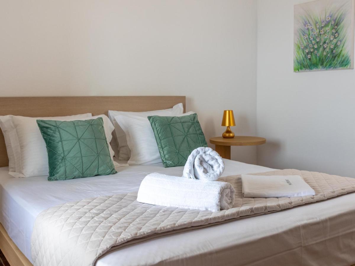 Bella Andros Villa *