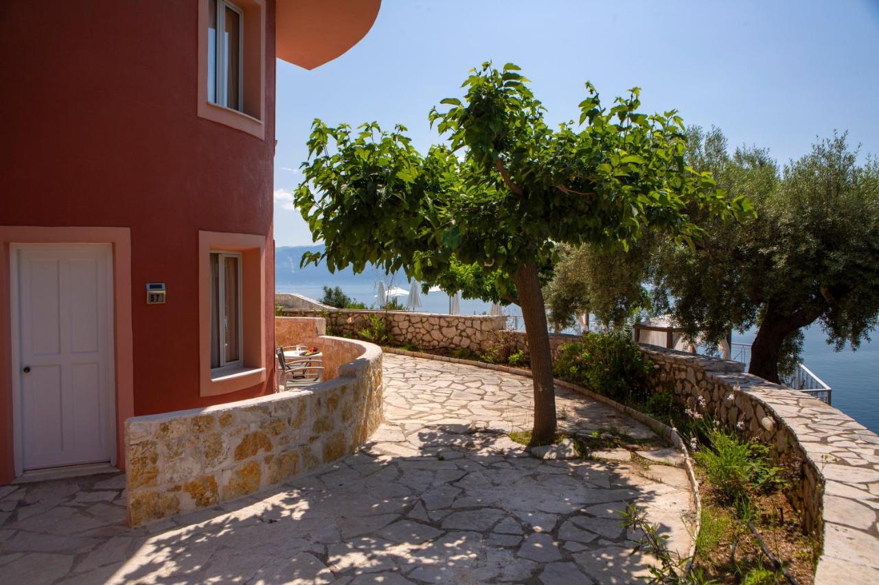 Red Tower Hotel 4*