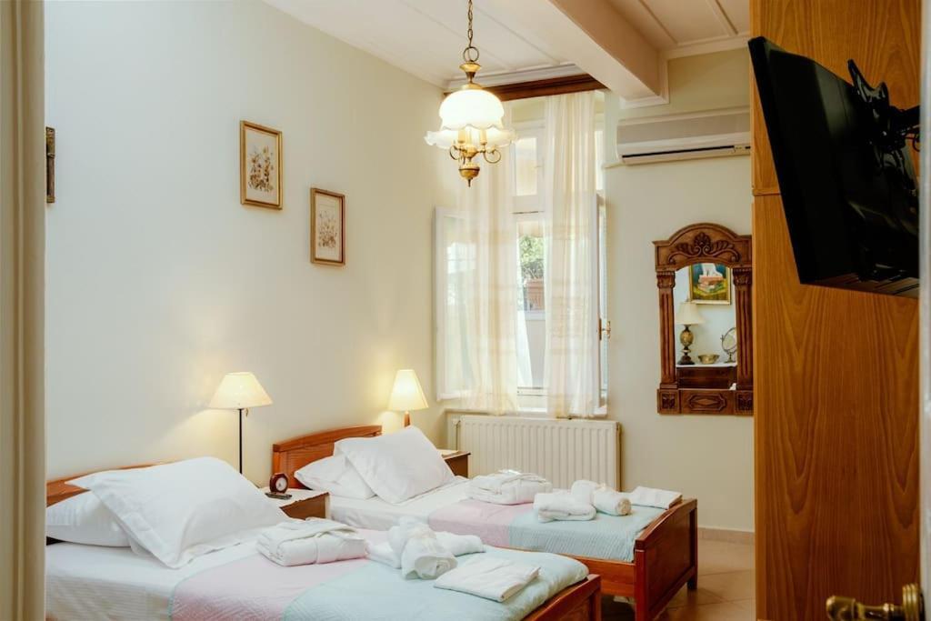 Yanmar Place Apartment Ermoupoli