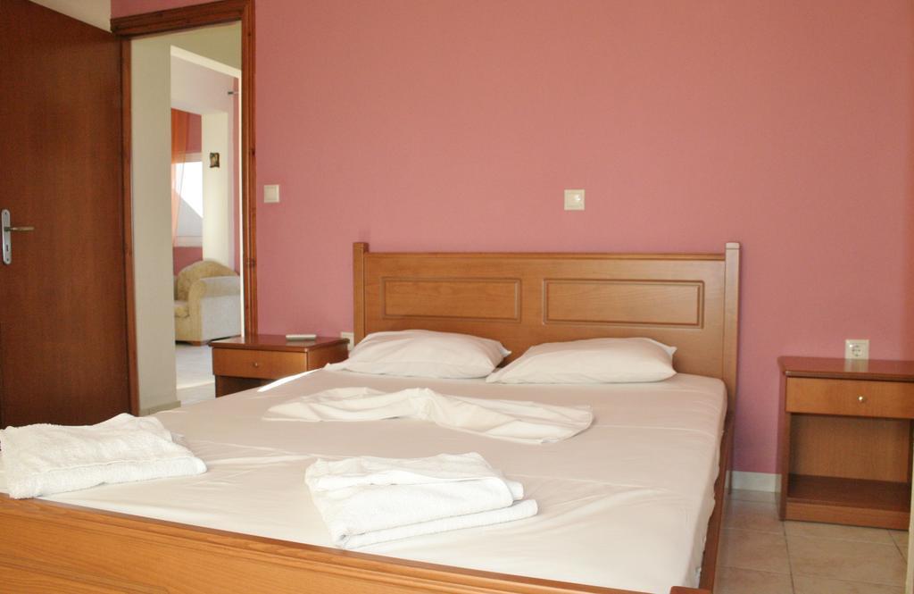Apartment Flisvos *