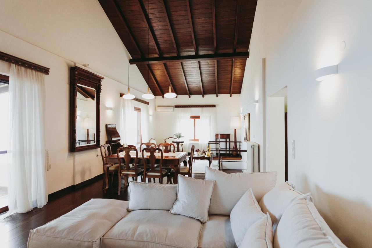 Villa Carmel *