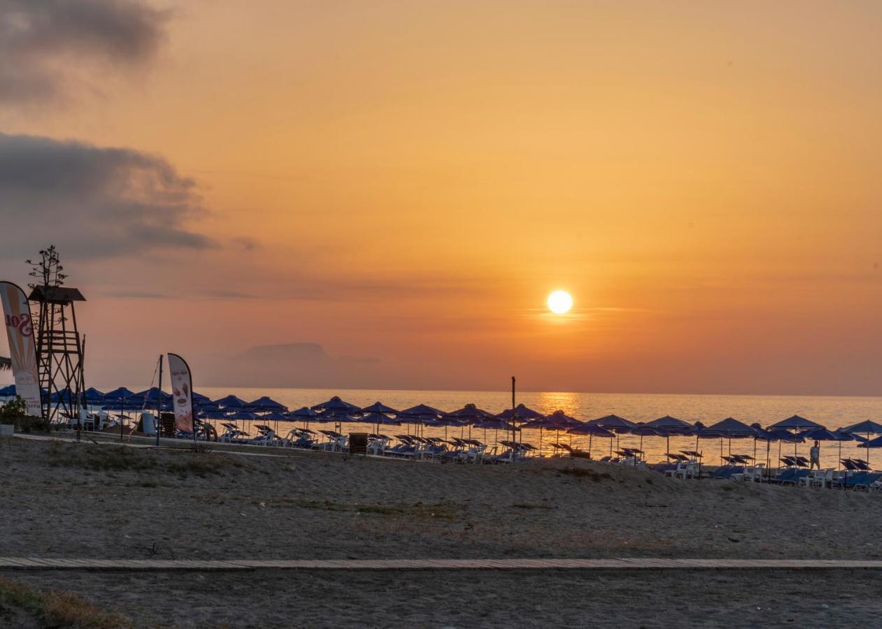 Aparthotel Varvaras Diamond