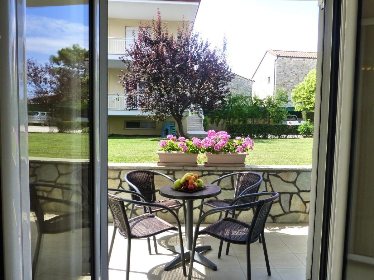 Pavloudis Apartment *