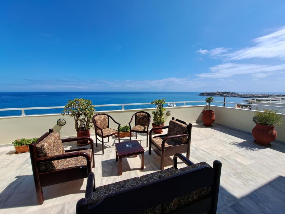 Seaview Flora's Luxury Apartment-300meters From The Rethymno (Crete)