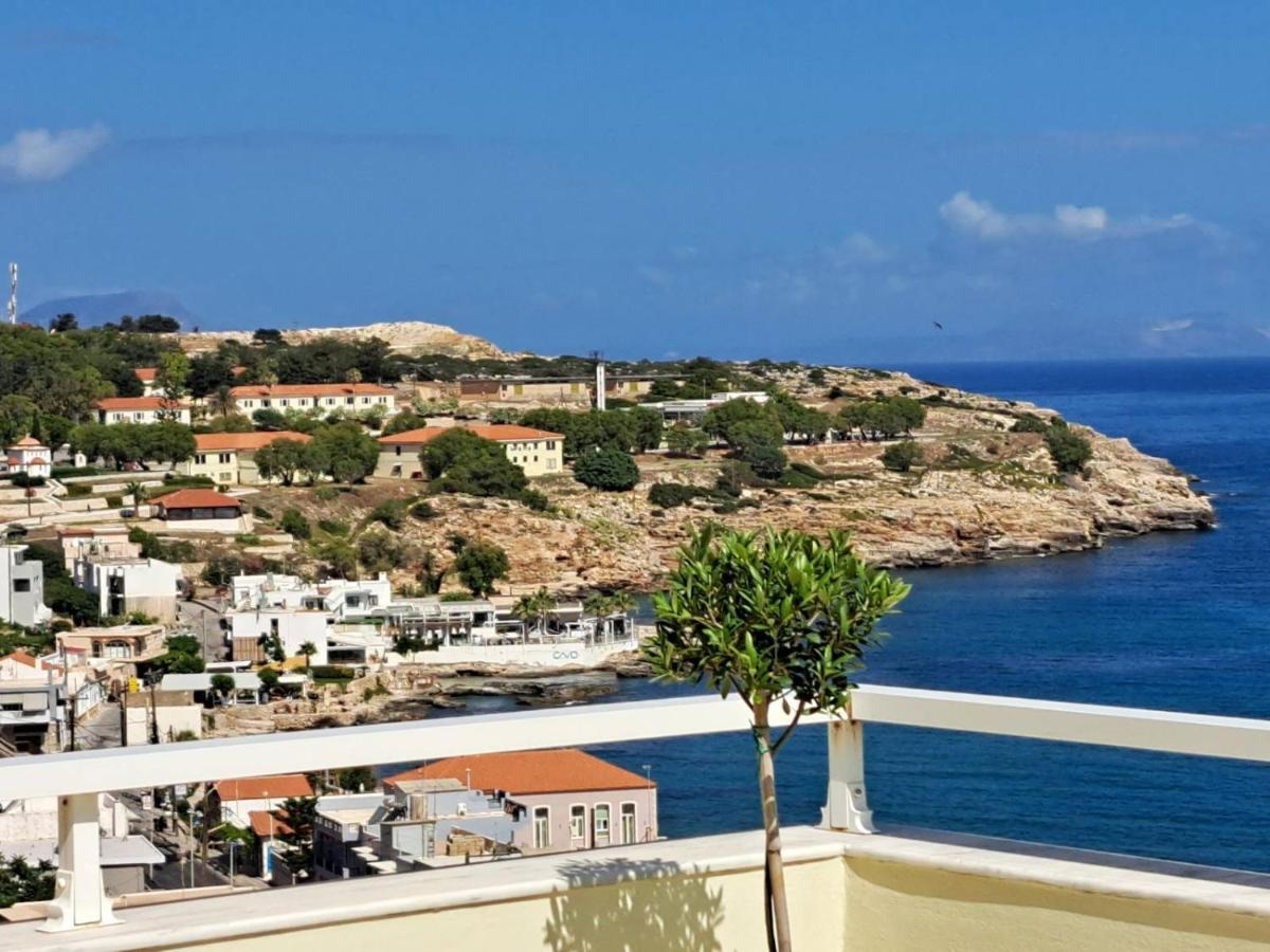Seaview Flora's Luxury Apartment-300meters From The