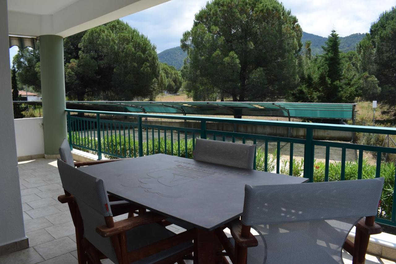 Aparthotel Alexandros 3*
