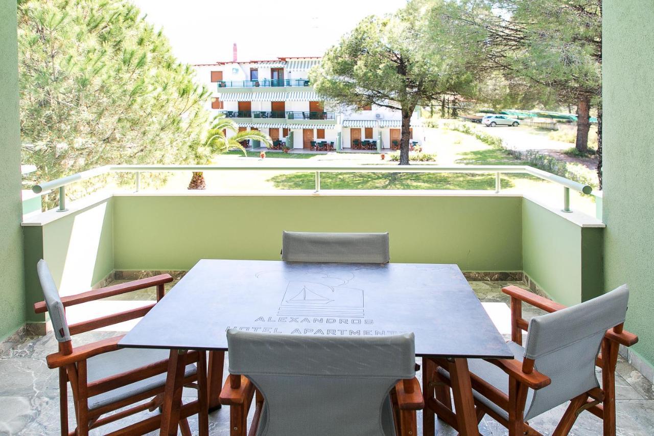 Aparthotel Alexandros Vourvourou