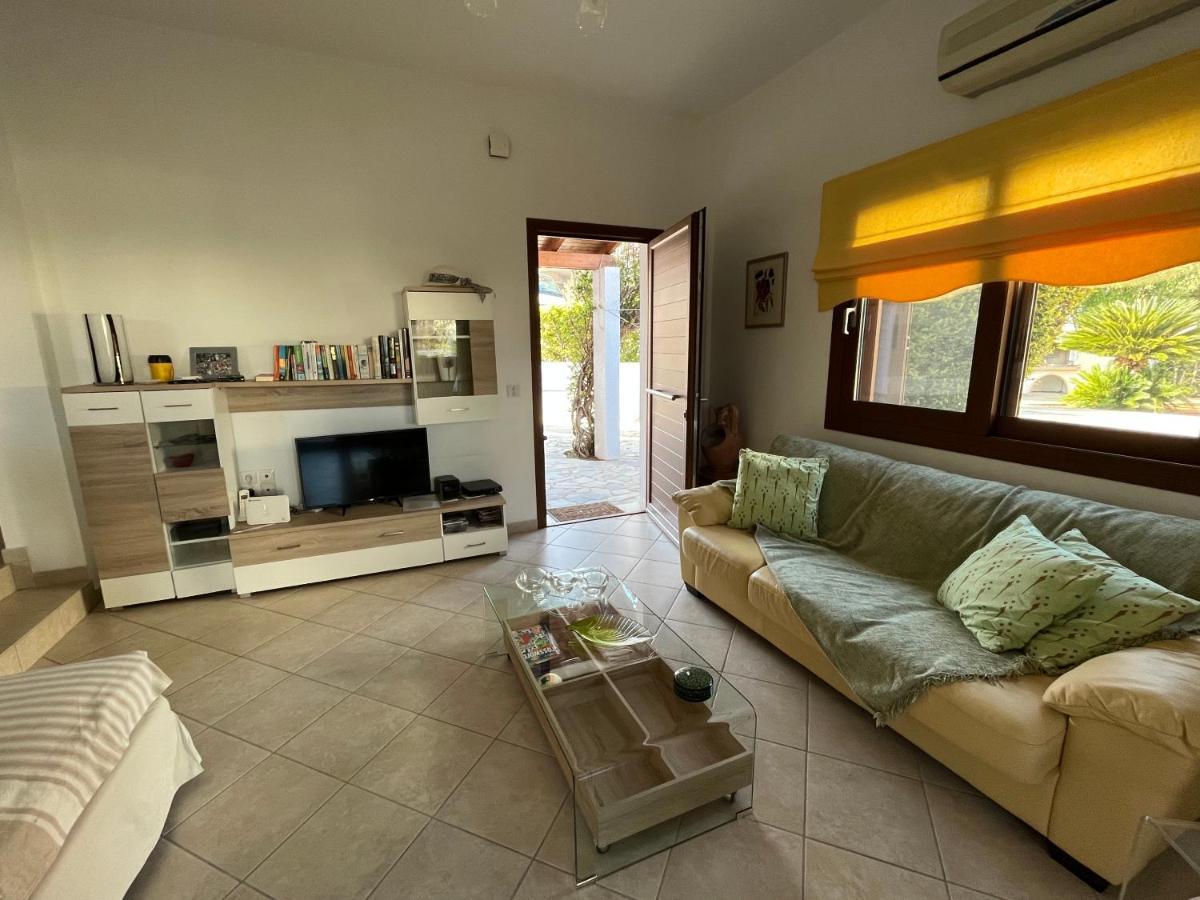 Porto Hydra - Mirani