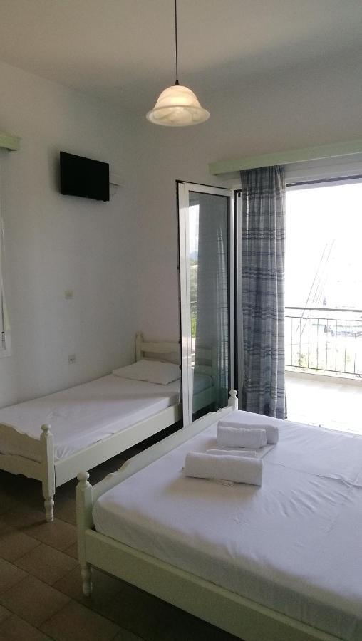 Galanos Aparthotel 2*