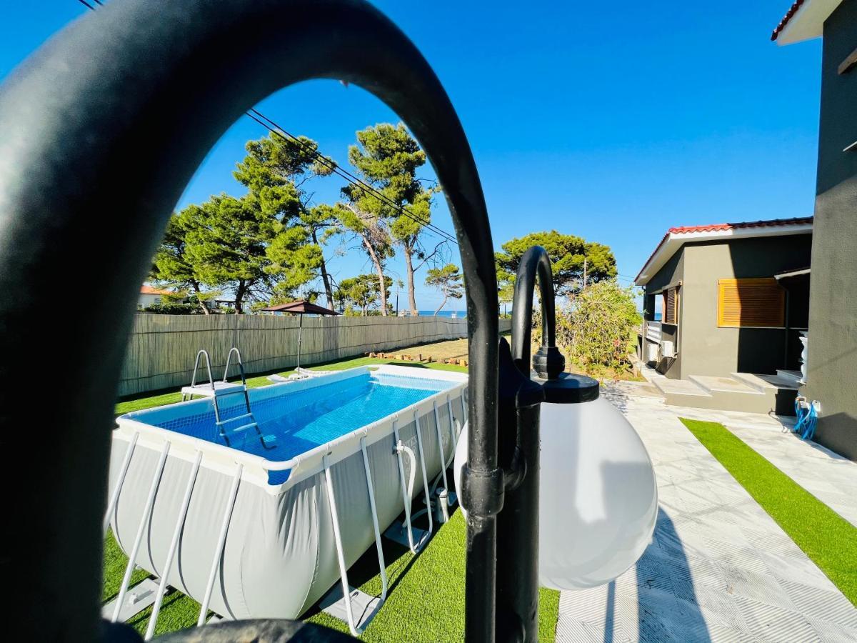 Gazonia Family Estate Guest house *