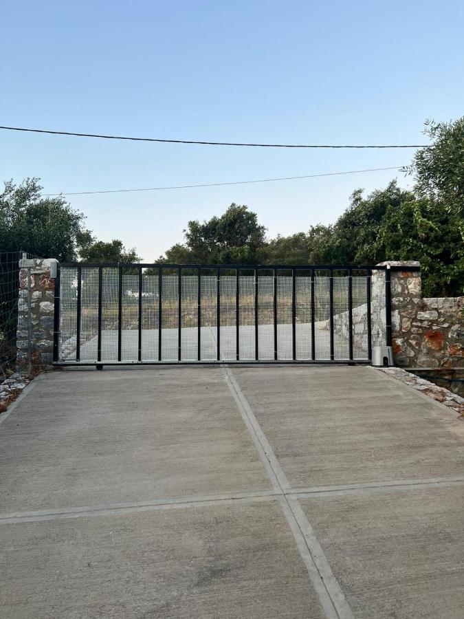 Marina Villa Dhramia