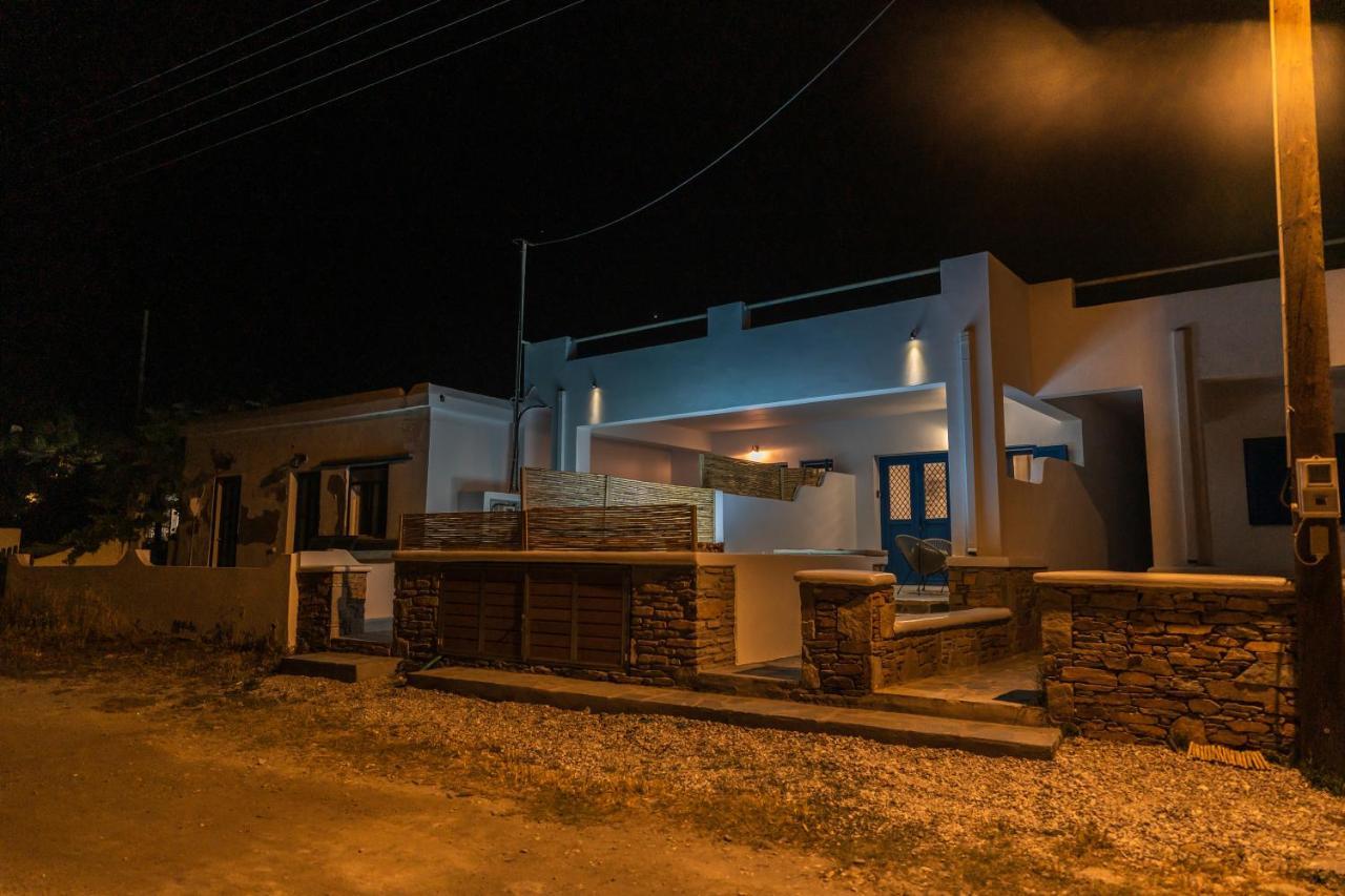 Lareroom 3 σπίτι μπροστά στη παραλία με μικρή πισίνα Holiday home *