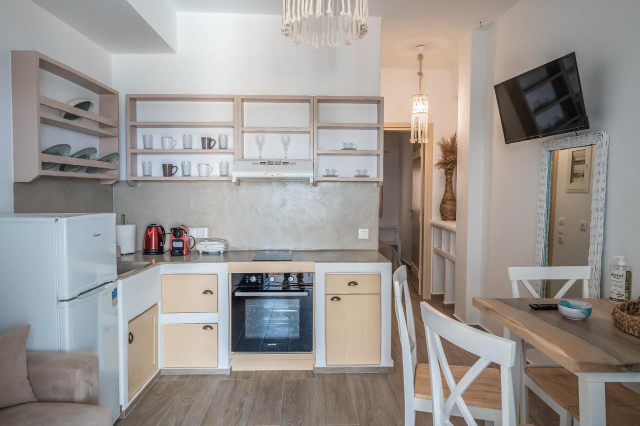 Holiday home Lareroom 3 σπίτι μπροστά στη παραλία με μικρή πισίνα *
