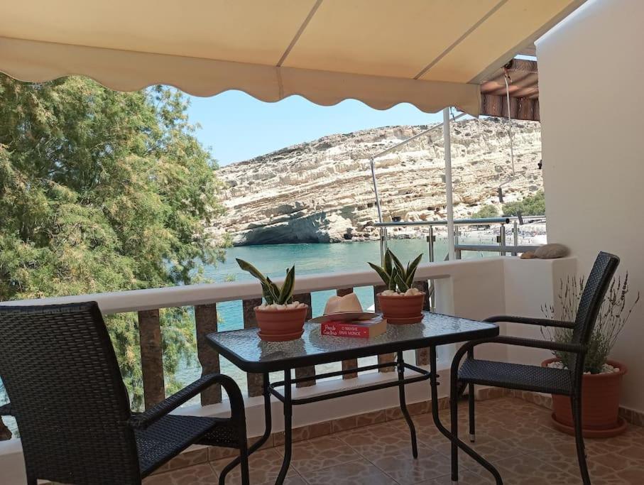 Seaside Nicola's Matala (Crete)