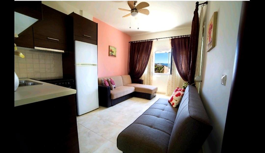 Goldenhill Studios&apartments Aparthotel